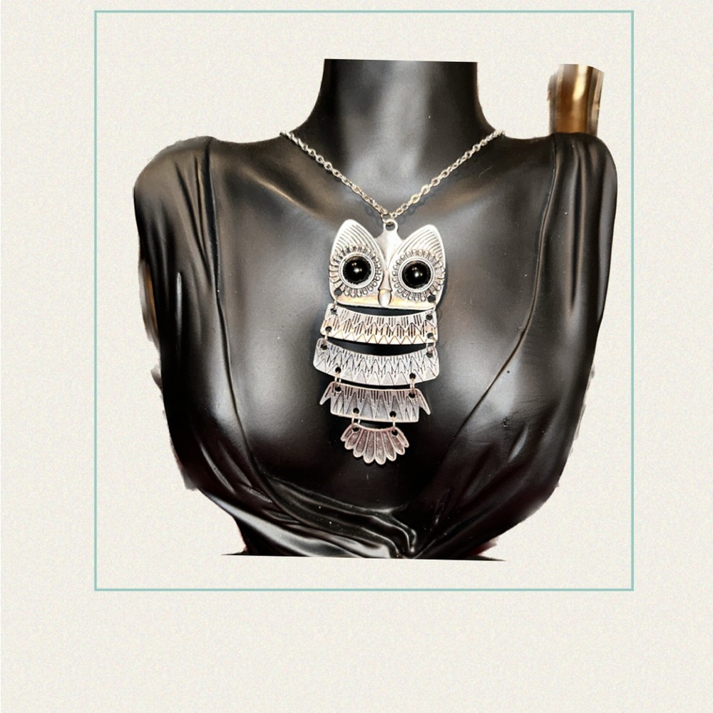 Owl 🦉 pendant necklace